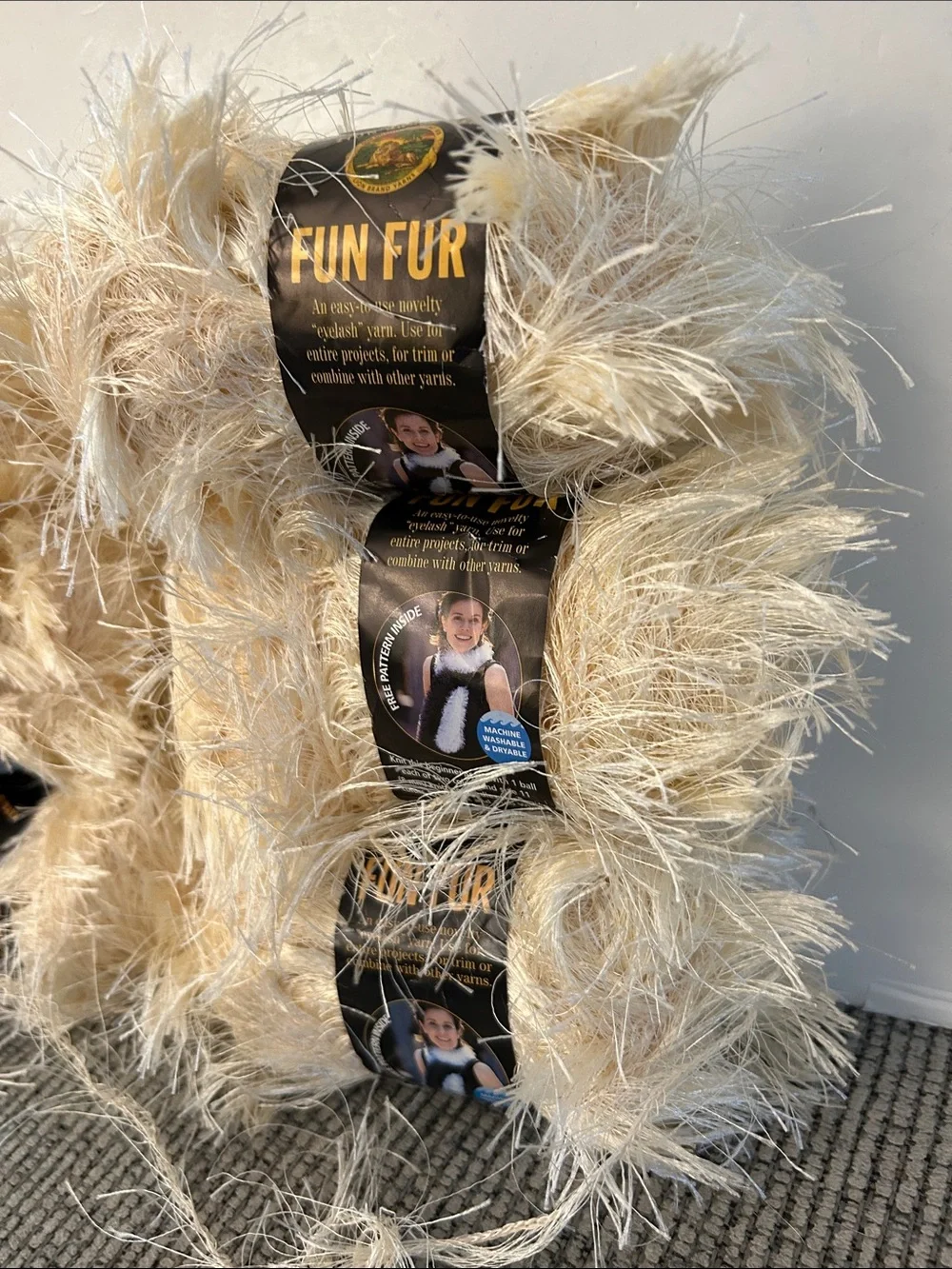 Lion brand Fun Fur Eyelash Yarn NEW x6 skeins ivory (2 dye 2584; 4 dye 42214)